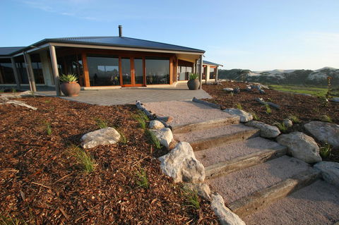 Almonta Park Lodge - Kempsey Accommodation 2