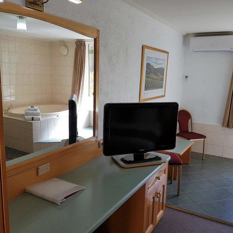 Barossa Weintal Hotel - Kempsey Accommodation 10