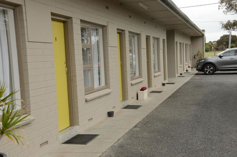 105 On The Park - Kempsey Accommodation 5