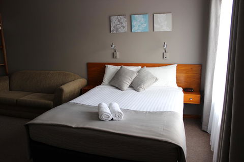 105 On The Park - Kempsey Accommodation 12