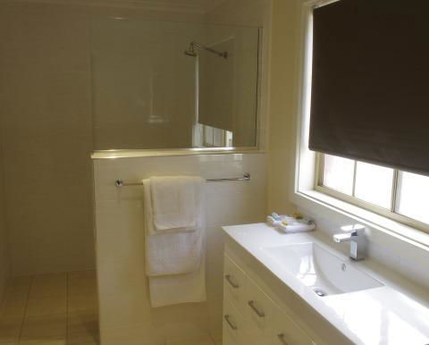Clare Central - Kempsey Accommodation 27