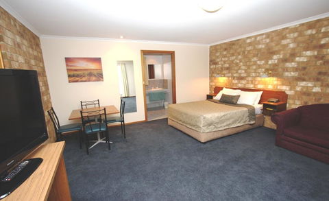 Clare Central - Kempsey Accommodation 24