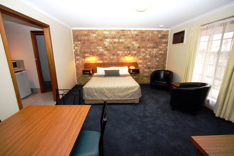 Clare Central - Kempsey Accommodation 17
