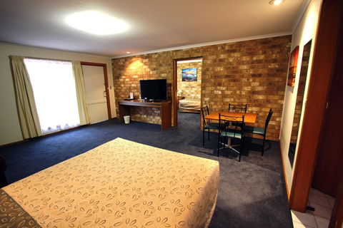 Clare Central - Kempsey Accommodation 15