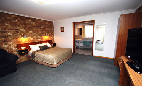 Clare Central - Kempsey Accommodation 14