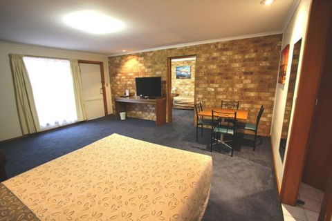 Clare Central - Kempsey Accommodation 13