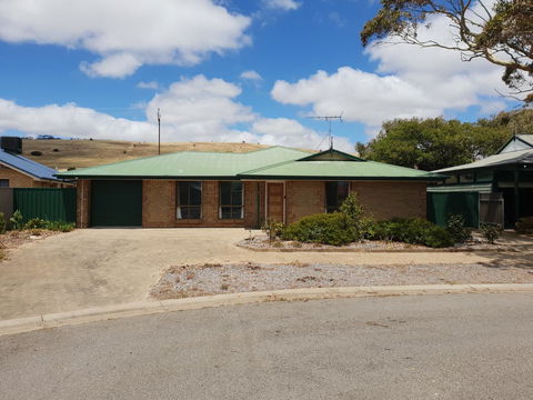 South Coast Escape - Kempsey Accommodation 0