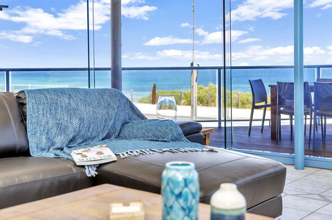Sail Away - Kempsey Accommodation 0