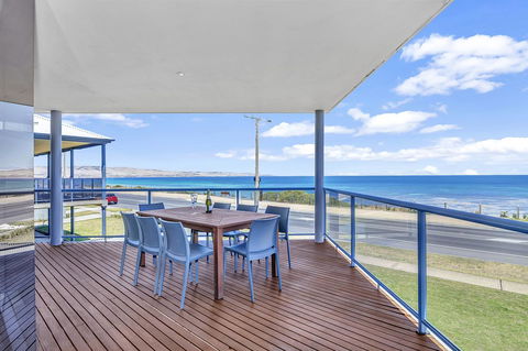 Sail Away - Kempsey Accommodation 1