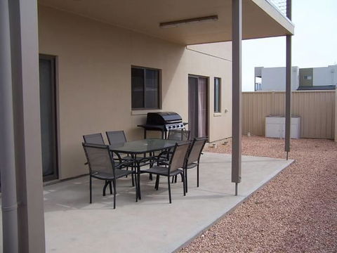 Relax On Par - Kempsey Accommodation 10