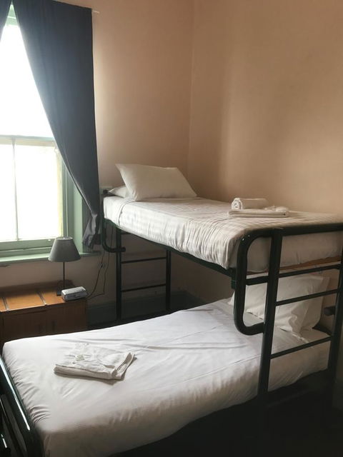Grosvenor Hotel - Kempsey Accommodation 2