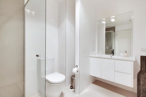 Light And Spacious, Stunning Views Of Adelaide - Kempsey Accommodation 9