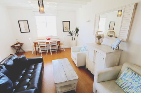 Caledonian Inn - Kempsey Accommodation 17