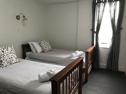 Caledonian Inn - Kempsey Accommodation 31