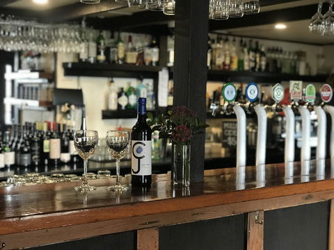 Caledonian Inn - Kempsey Accommodation 2