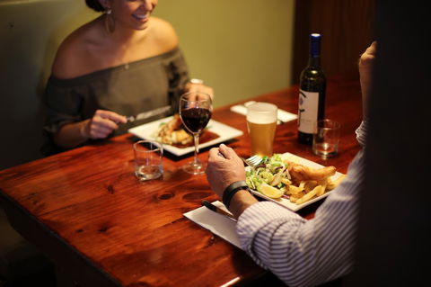 Caledonian Inn - Kempsey Accommodation 15