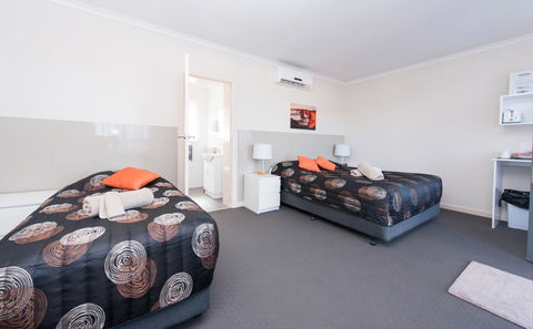 Blue Lake Motel - Kempsey Accommodation 1