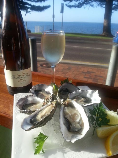 Pier Hotel Port Lincoln - Kempsey Accommodation 7