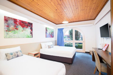 Nightcap At Federal Hotel Mt Gambier - Kempsey Accommodation 0