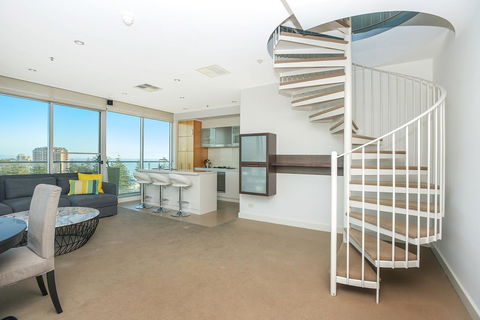 Glenelg Skyline Penthouse - Kempsey Accommodation 18