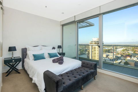Glenelg Skyline Penthouse - Kempsey Accommodation 19