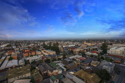 Glenelg Skyline Penthouse - Kempsey Accommodation 35