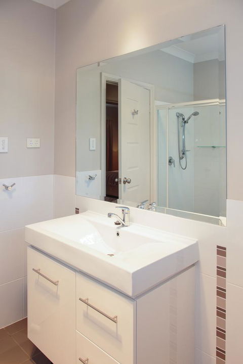 Waterfront On Osprey - Kempsey Accommodation 22
