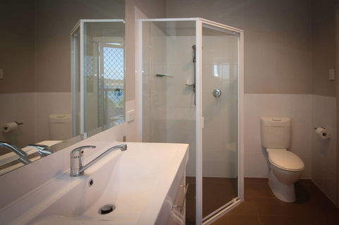 Waterfront On Osprey - Kempsey Accommodation 23