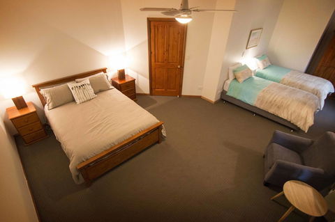 Limestone Ridge - Kempsey Accommodation 9