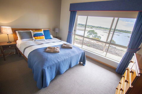 Limestone Ridge - Kempsey Accommodation 10