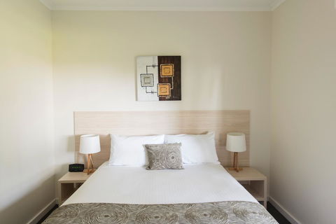 The Barn Accommodation - Kempsey Accommodation 42