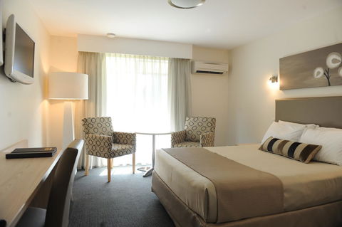 The Barn Accommodation - Kempsey Accommodation 38