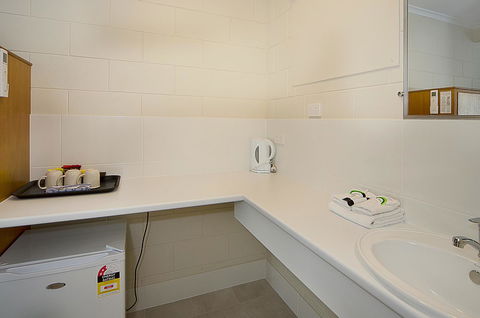 Victor Harbor City Inn - Kempsey Accommodation 19