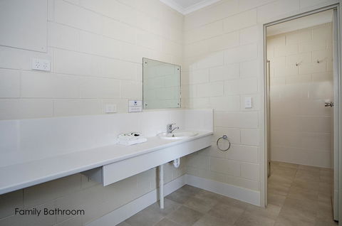 Victor Harbor City Inn - Kempsey Accommodation 14