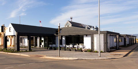 Ellen Hotel - Kempsey Accommodation 9