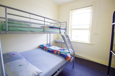 Backpack Oz - Kempsey Accommodation 21