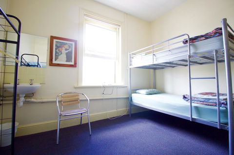 Backpack Oz - Kempsey Accommodation 39