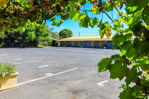 Country Roads Motor Inn Naracoorte - Kempsey Accommodation 30