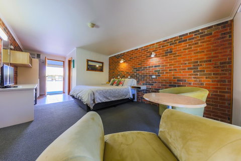 Country Roads Motor Inn Naracoorte - Kempsey Accommodation 7