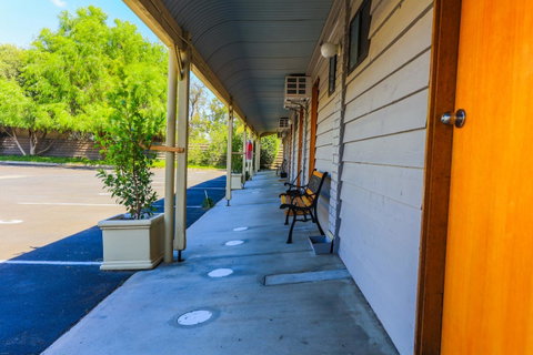 Country Roads Motor Inn Naracoorte - Kempsey Accommodation 21