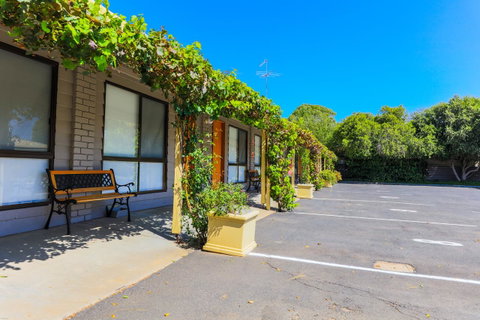 Country Roads Motor Inn Naracoorte - Kempsey Accommodation 26