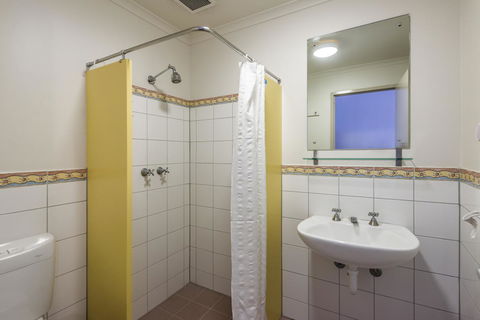 YHA Adelaide Central - Kempsey Accommodation 40