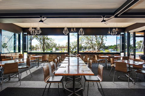 Berri Hotel - Kempsey Accommodation 14
