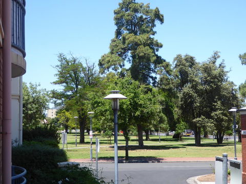 ADELAIDE CENTRAL APARTMENT - 3BR, 2BATH & CARPARK - Kempsey Accommodation 26