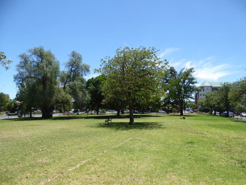 ADELAIDE CENTRAL APARTMENT - 3BR, 2BATH & CARPARK - Kempsey Accommodation 31