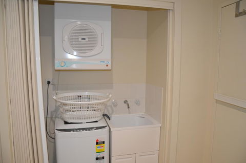 ADELAIDE CENTRAL APARTMENT - 3BR, 2BATH & CARPARK - Kempsey Accommodation 19