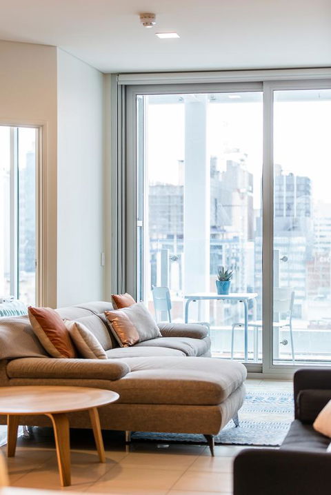 Stylish And Comfortable, Views Over Gouger St! - Kempsey Accommodation 3