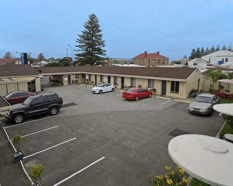 Comfort Inn Victor Harbor - Kempsey Accommodation 13