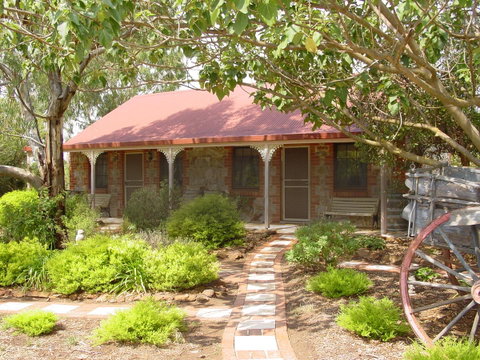 Langmeil Cottages - Kempsey Accommodation 9