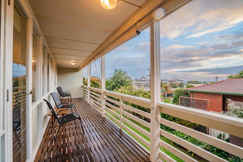 Aldinga Beach Break - C21 SouthCoast Holidays - Kempsey Accommodation 12